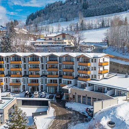 Hotel Alpendorf Ski- & Sonnenresort By Alpentravel 蓬高圣约翰 外观 照片